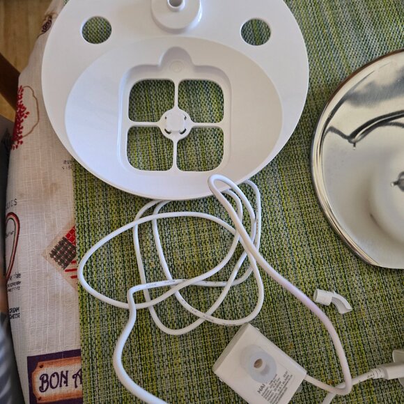 Catit Pixi Water Fountain (drinking fountain) - Picture 4 of 8